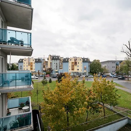 Politechnika Przy Jeziorze * 波兹南