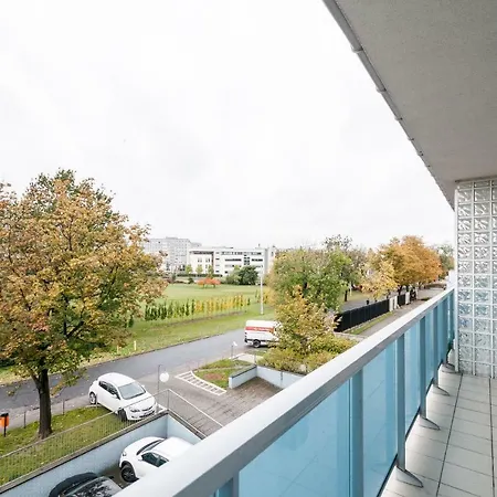 Politechnika Przy Jeziorze Apartmán Poznaň