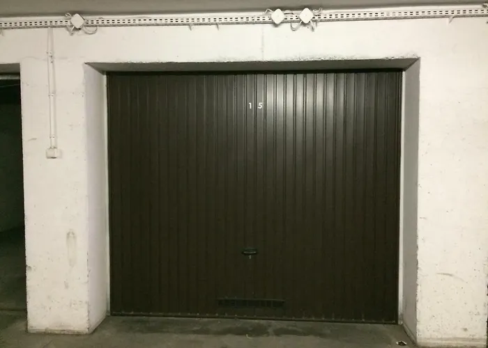 Politechnika Przy Jeziorze Poznań