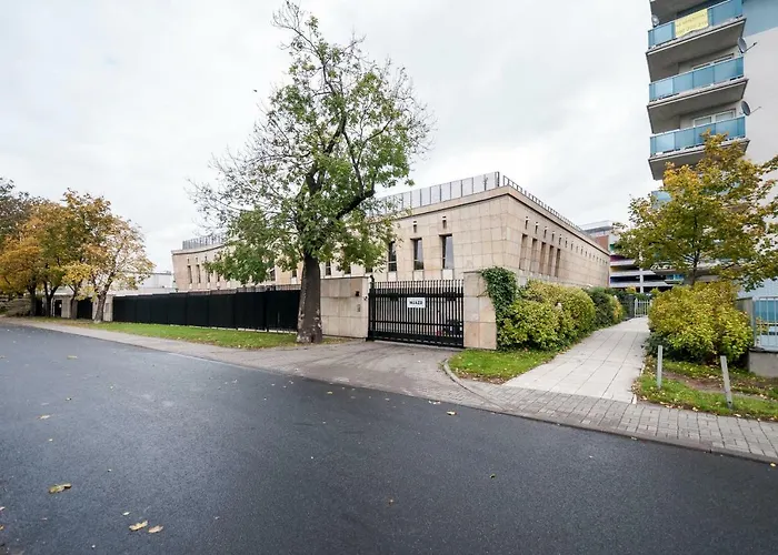 Politechnika Przy Jeziorze Apartment *